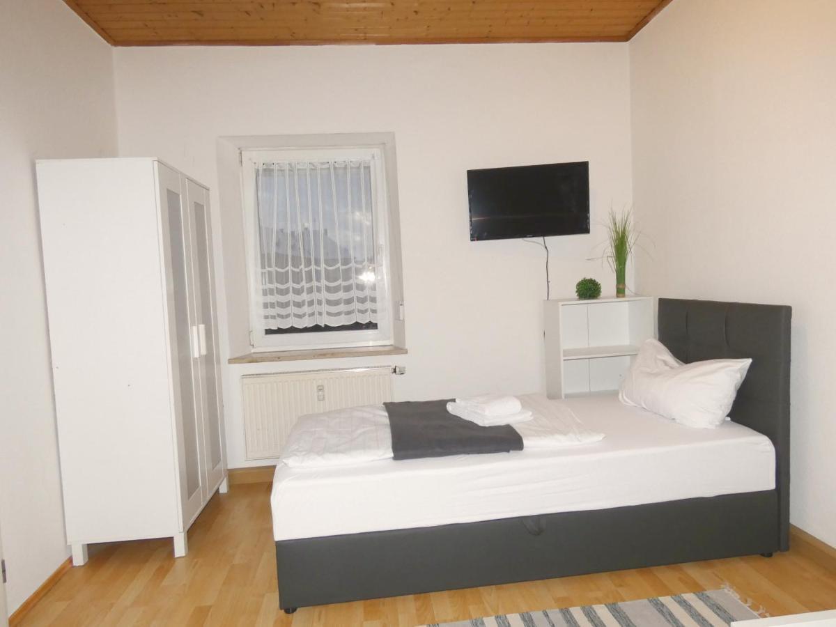 Sunnyhome Monteurwohnungen Und Apartments In Weiden Weiden in der Oberpfalz Luaran gambar