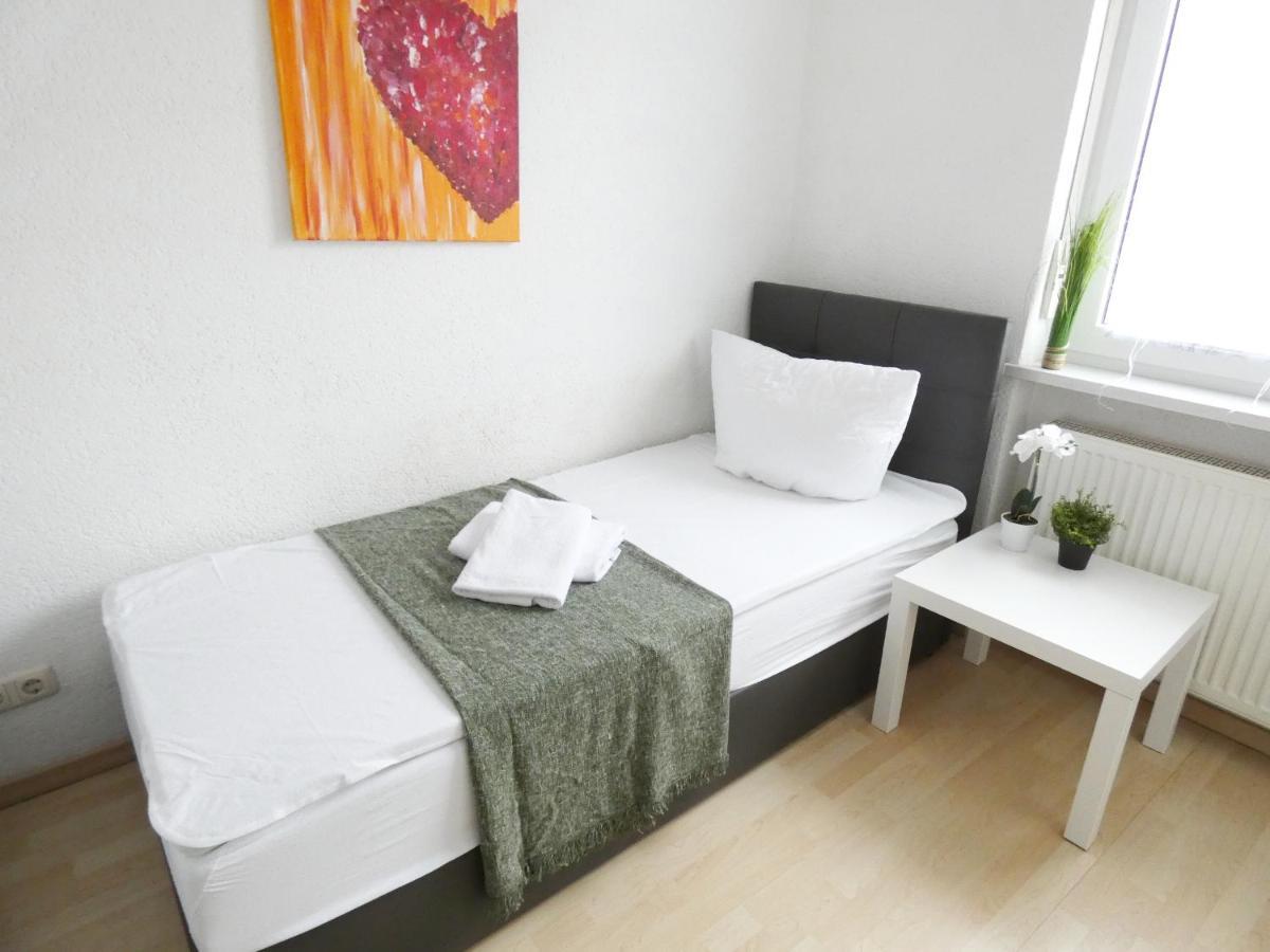 Sunnyhome Monteurwohnungen Und Apartments In Weiden Weiden in der Oberpfalz Luaran gambar